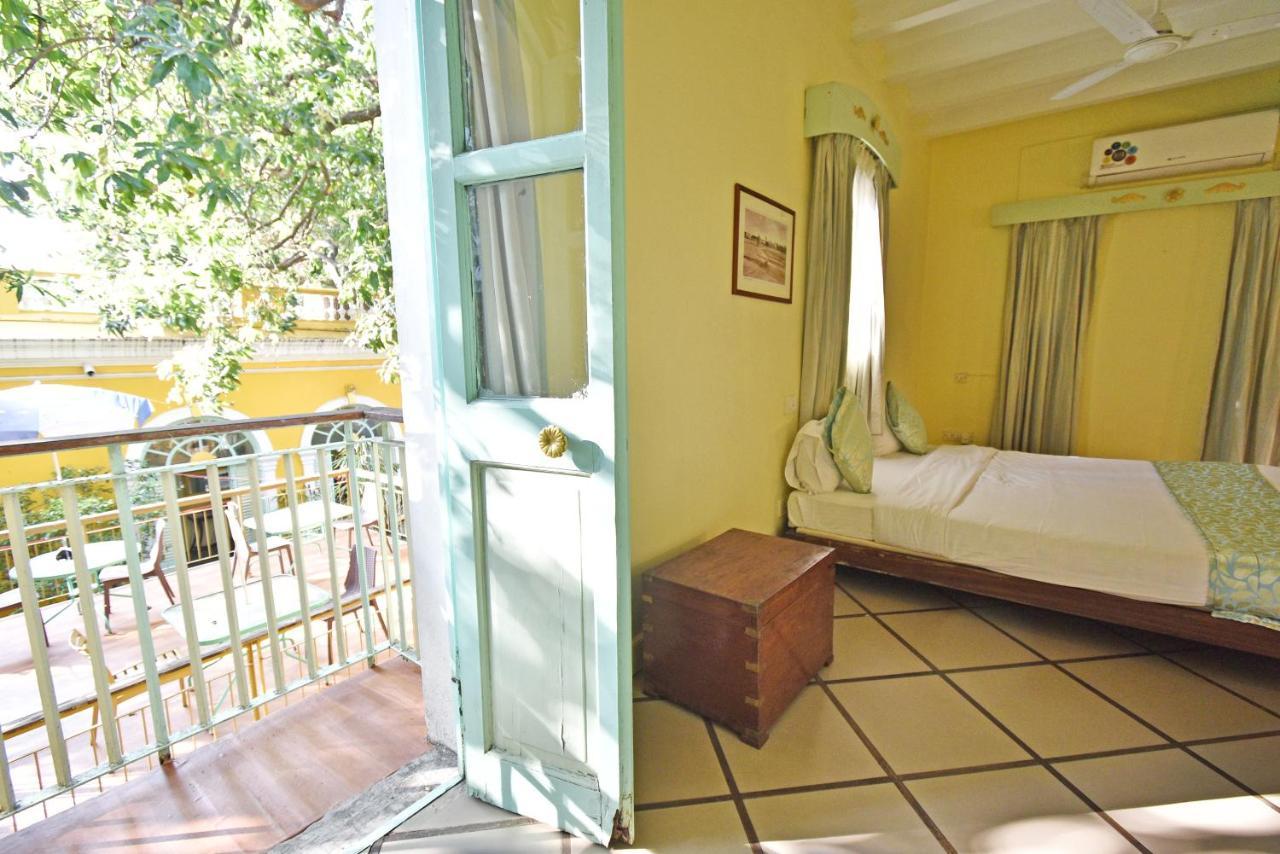 Hotel Villa Des Gouverneurs Pondicherry Exterior foto