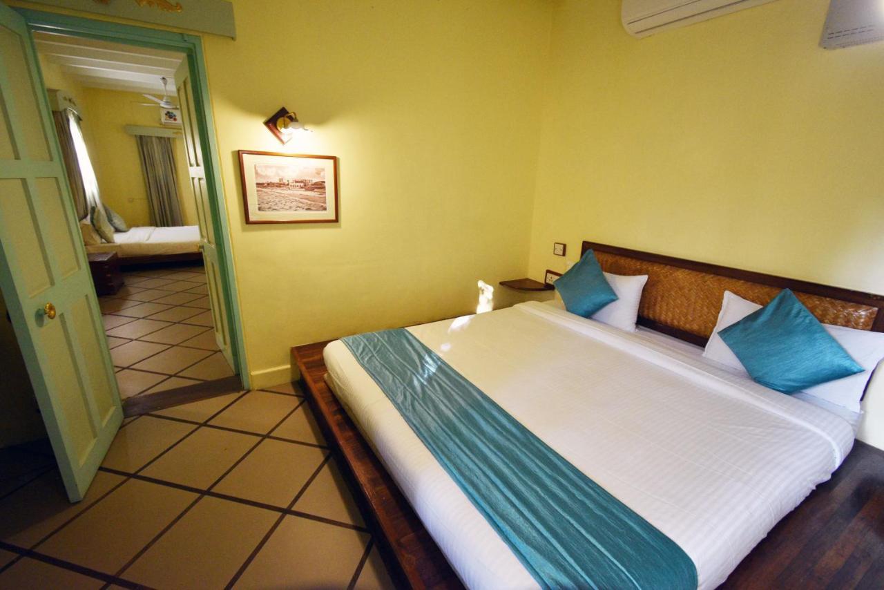 Hotel Villa Des Gouverneurs Pondicherry Exterior foto
