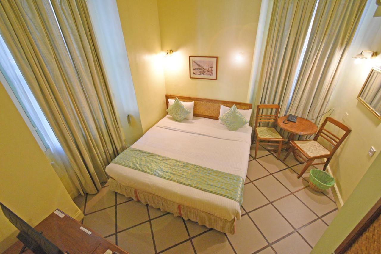 Hotel Villa Des Gouverneurs Pondicherry Exterior foto